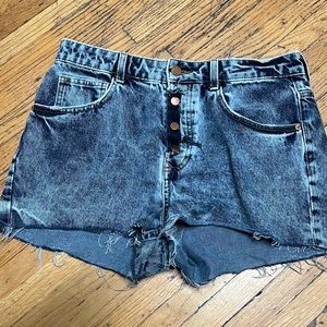 Zara denim shorts acid washes copper buttons